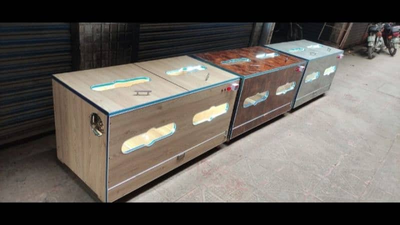 انڈے سے چُوزا نکِالنے والی مشین incubator & Brooder 16