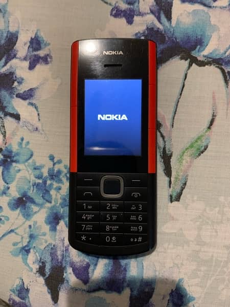 Nokia 5710 Xpress Audio 1