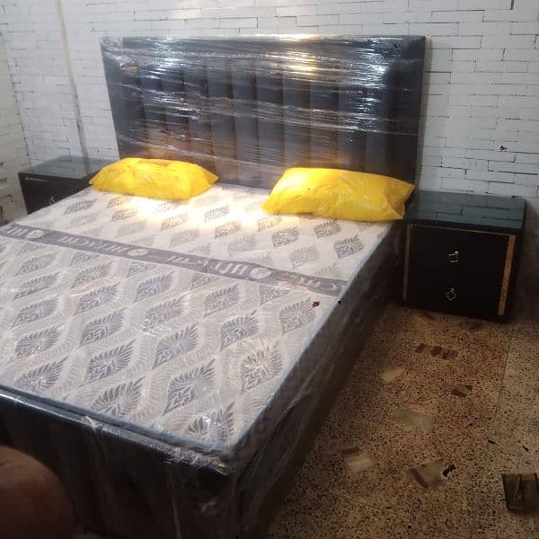 king size bed with two side tables 03002280913 9