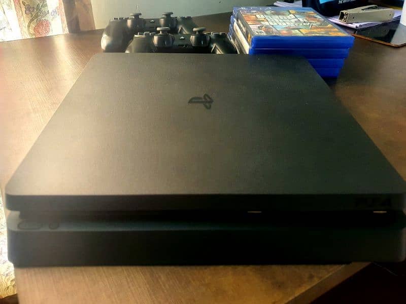 PlayStation 4 500GB 0