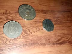 2x 50 fils UAE and 1x 0.5riyal Saudi Arabia coin 0