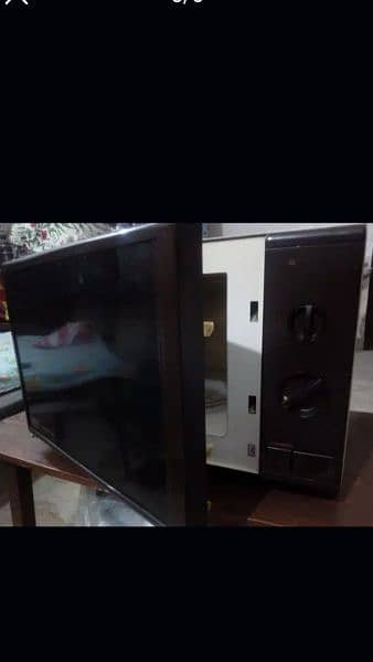 Branded Microwave Oven 3