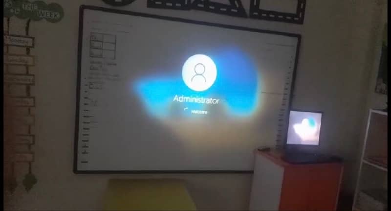 smart boart interactive touch screen with all type of projector 3