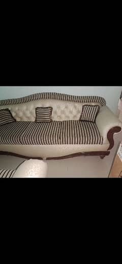 5 seater  sofa in very good condition