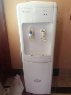Dawlance water dispenser