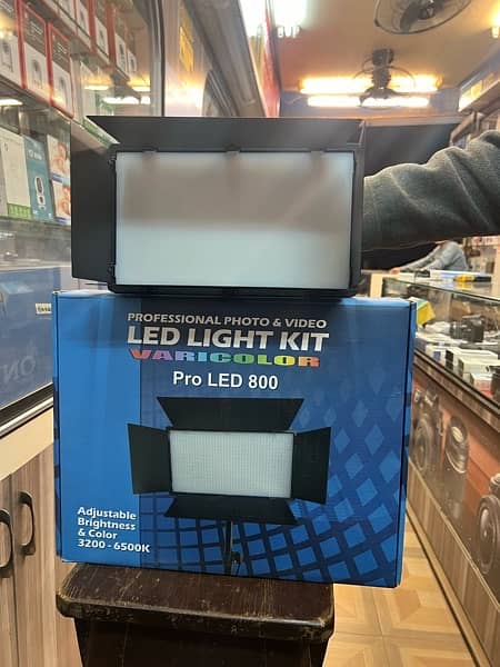 LED SOFT VIDEO LIGHT 800 FOR VIDEO & PHOTOGRAPHY 0