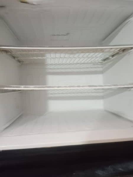 pel refrigerator medium size in just 53k 7