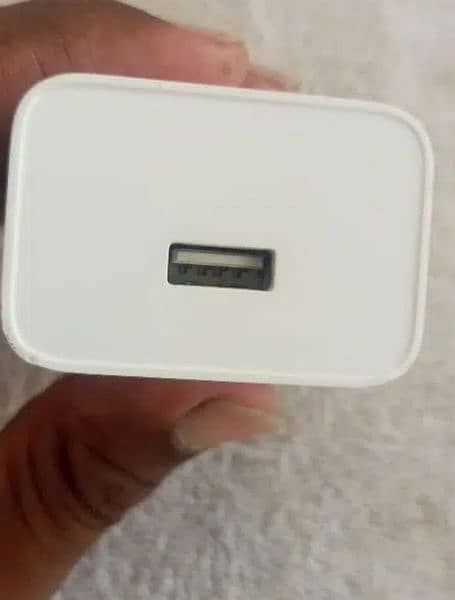 Oppo f21 pro ka original box wala charger for Sall 6