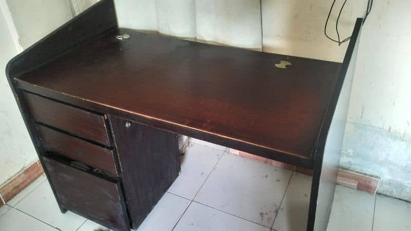 Olx study deals table for sale