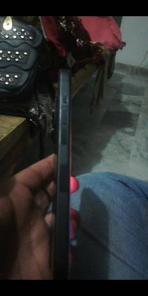 iphone 15pro black titanium with box 128gb. jv. LLA 4