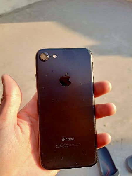 iPhone 7 Original 128GB Official PTA Approved 0
