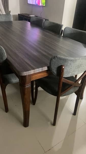 8 seater dining table 3