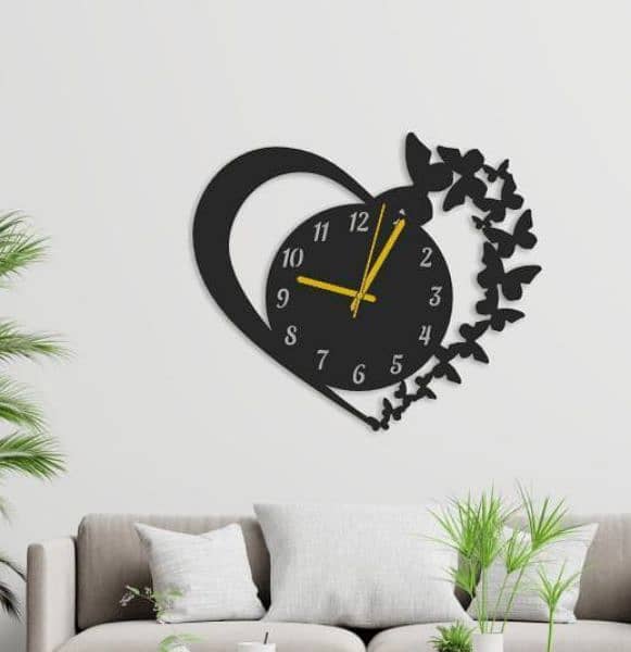 Heart wall clock available at low price with good quality 1