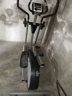 exercise machine/elyptical cycle/elyptical for sell