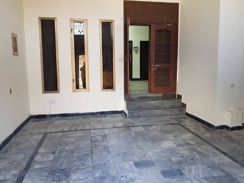Ground floor for rent, for small family, near passport office jhelum 6