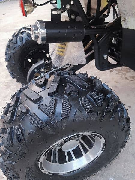 reverse gear 125cc jeep quad at 4 wheels delivery all Pakistan 3