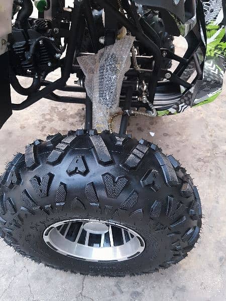 reverse gear 125cc jeep quad at 4 wheels delivery all Pakistan 6
