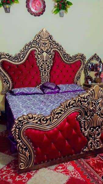 King bed/2 side table/ Shokais/ senghar mez very cheap price 0