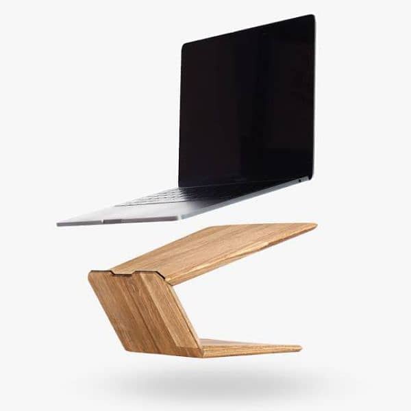 WOODEN POSTURE STAND 2