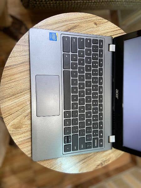 Acer C740 Chromebook Laptop 3