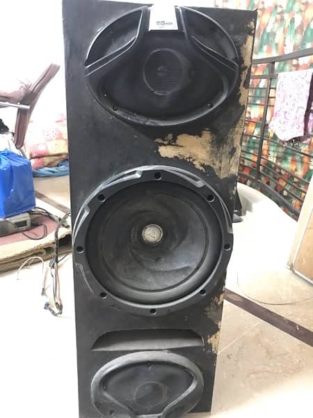 Imported Subwoofer and Speakers with Amplifier 2