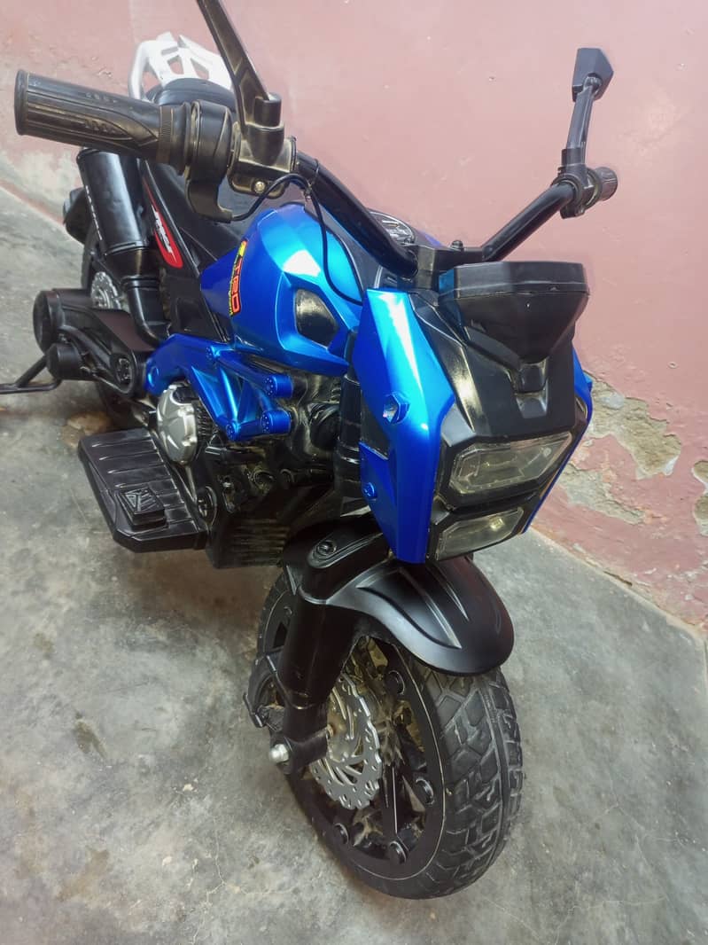 charging bike exciletar race rabar tair sound system condition clean 0
