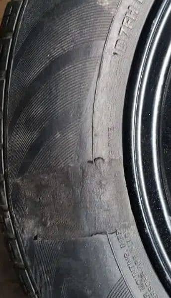 tyre size 13. . . 175-70-13 5