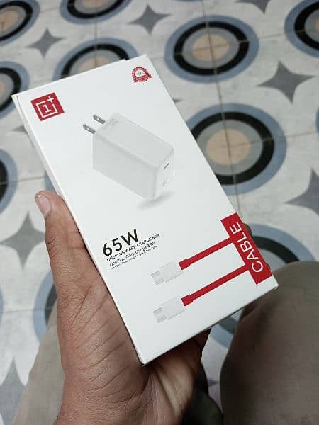 Oneplus Charger 3 Weeks Use Only 2
