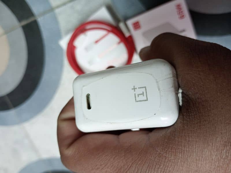 Oneplus Charger 3 Weeks Use Only 8