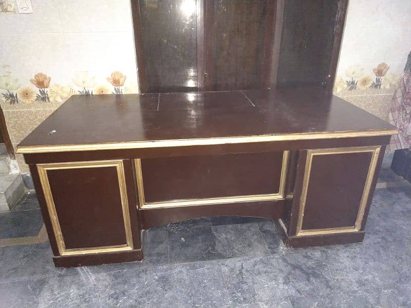 Office Tables size (6×4) For sale In Resonable Price. 0