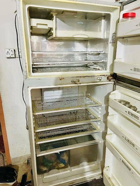 Dawlance refrigerator full size 3