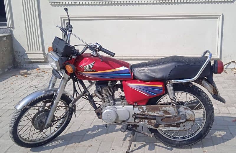 Honda 125 genuine 3