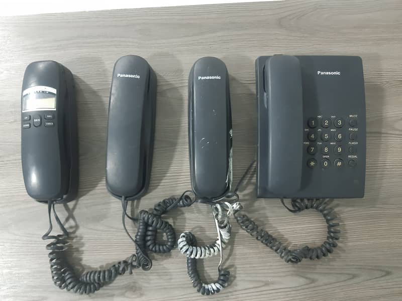 Used corded phones in very good condition 0