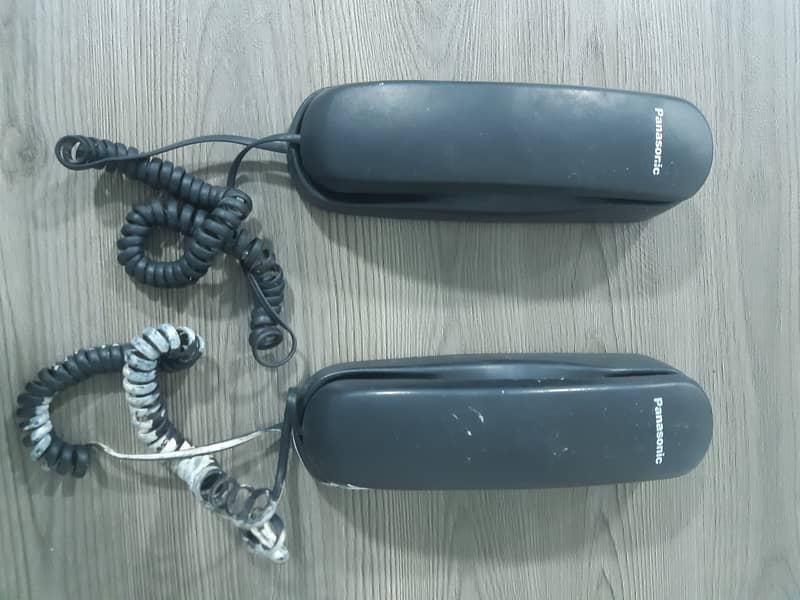 Phones (used) good condition 2