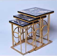 coffee tables and nesting tables 0