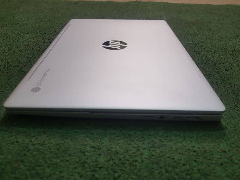 HP Chromebook Core i5 10th gen 3