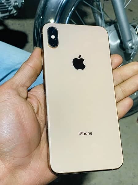 iphone xs max 256 (gold) (pta approved) urjent sale 0
