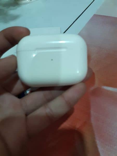 APPLE AIRPODS 7