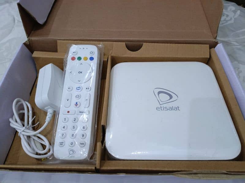 Android Smart tv Box ETISALAT Imported from Dubai 2