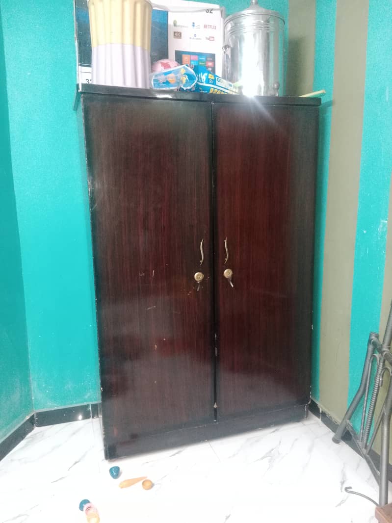 2 door cupboard for sale 0