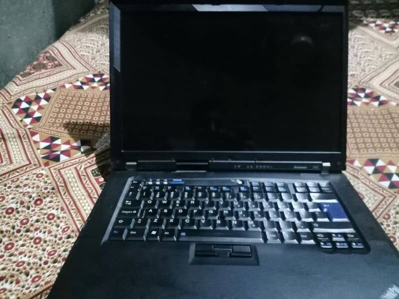 Lenovo ThinkPad R61i 0