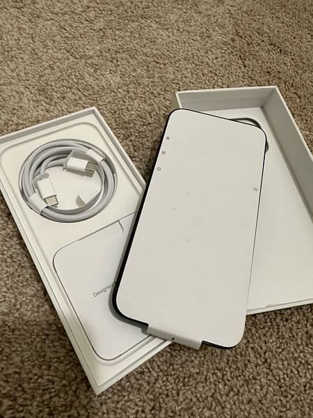 iPhone 15 Pro Max - 256 GB - PTA APPROVED - Brand New Condition 6