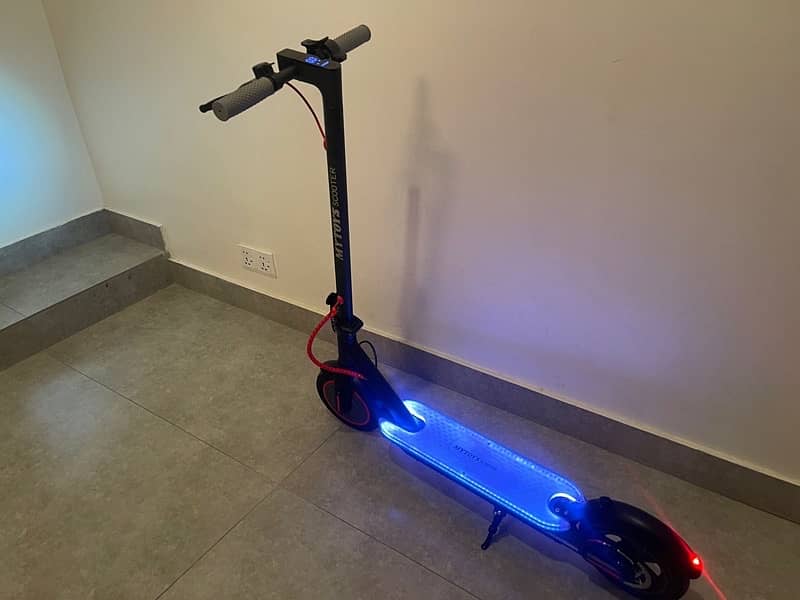 Electric scooty 4