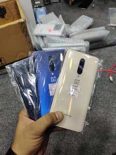 Oneplus 7,8,9,10 Pro Series & Iphone 13,14 Jv In 10/10 Condition