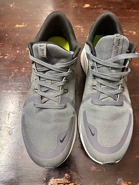 Nike Quest Running Shoes (Size UK 10) 0