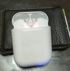iPhone airpods 0