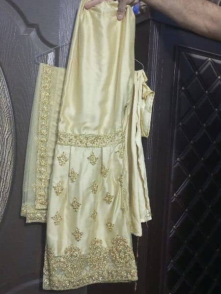 fancy party wear dress in very good condition use only few hours 4