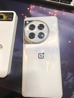 OnePlus 12 White