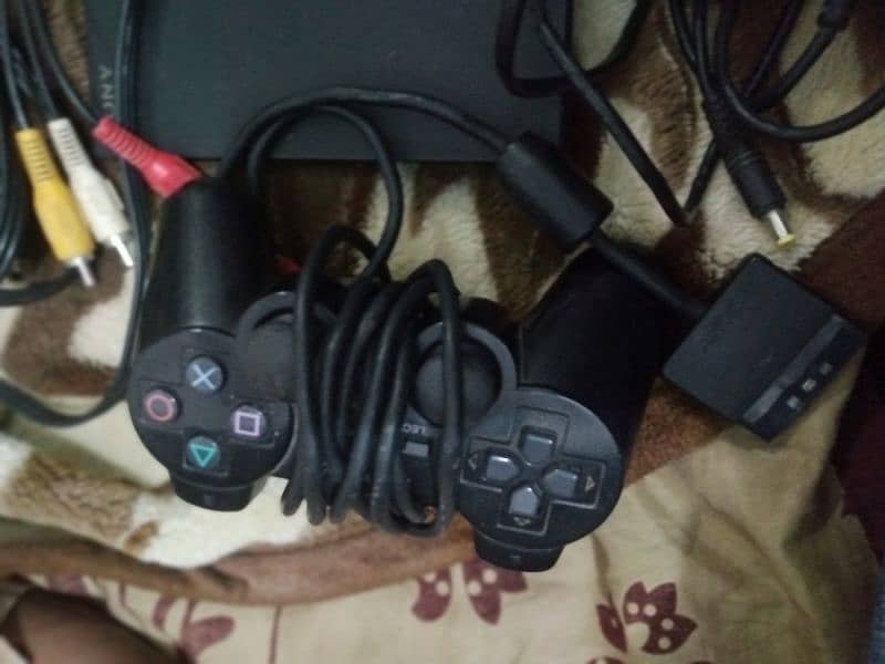 play station 2 with all accessories and 32gb usb 5 games installed 7