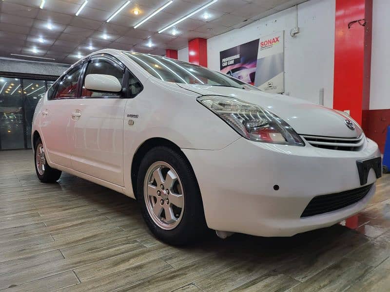 Toyota Prius 2011 1500cc - Cars - 1083970458